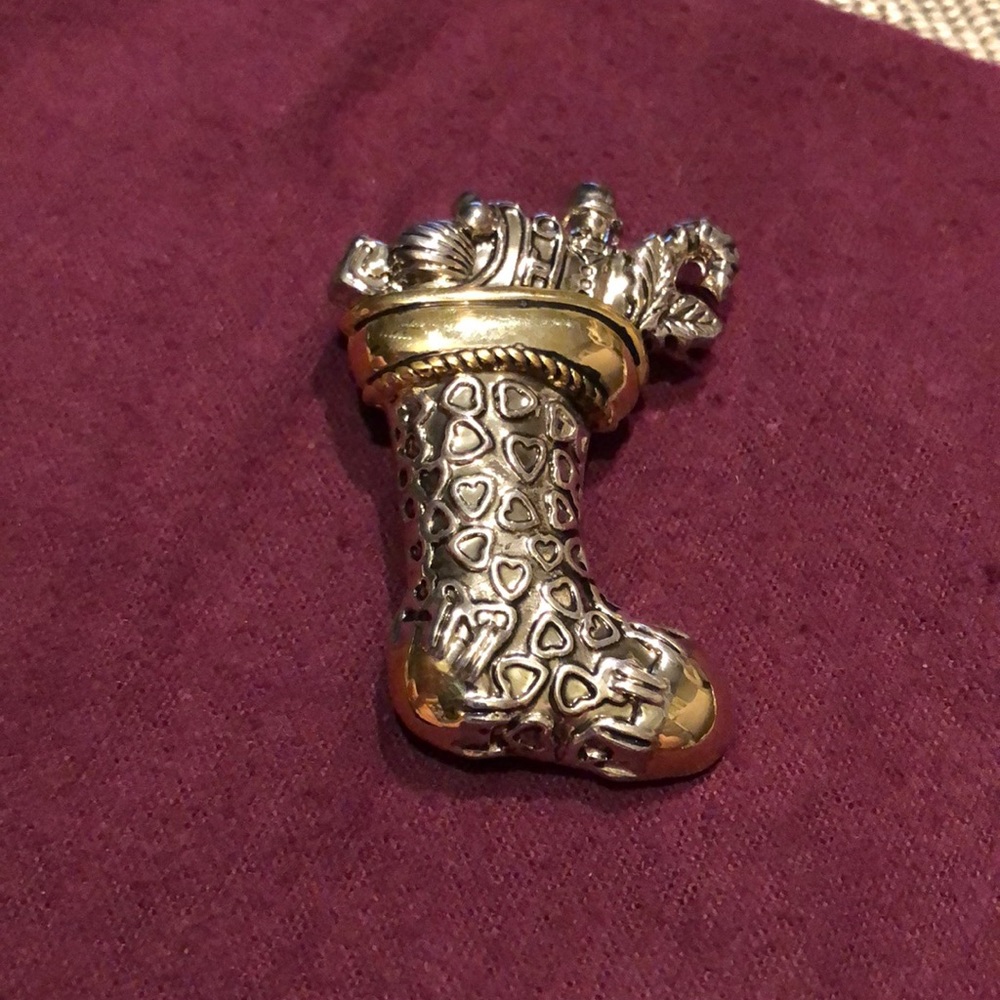 BEST signed Large Two-Tone Xmas Brooch Pendant